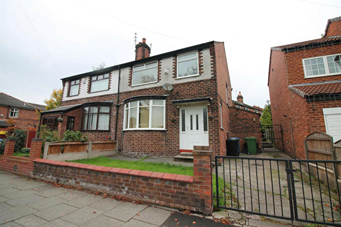 3 Bedroom Terraced House To Rent In Stretford Road, Manchester, M41