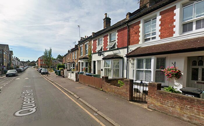 3 Bedroom Terraced House For Sale In Queens Road, Watford, WD17