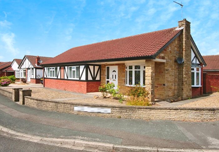 3 Bedroom Bungalow To Rent In Woodleigh Close, Strensall, York, YO32