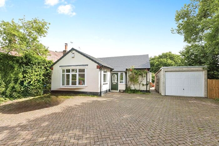 3 Bedroom Bungalow For Sale In Romford Road, Tunbridge Wells, Kent, TN2