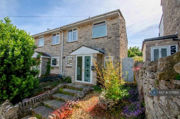 3 Bedroom Semi-Detached House To Rent In Globe Close, Swanage, BH19