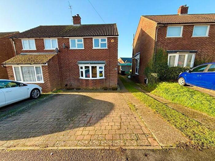 2 Bedroom Semi-Detached House For Sale In Townfield Road, Flitwick, MK45