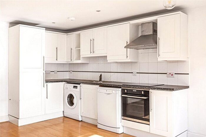 1 Bedroom Flat For Sale In Beatty Road, London, N16