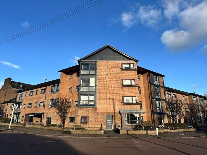 3 Bedroom Flat To Rent In Amulree Street, Shettleston, Glasgow, G32