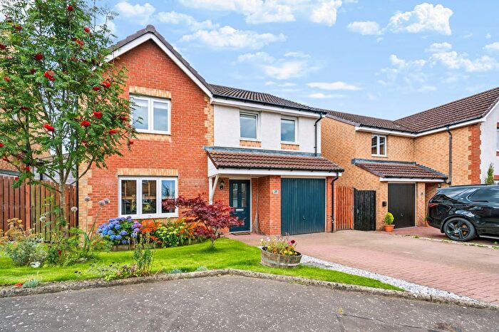 4 Bedroom Detached House For Sale In Mcgarvie Drive, Redding, FK2