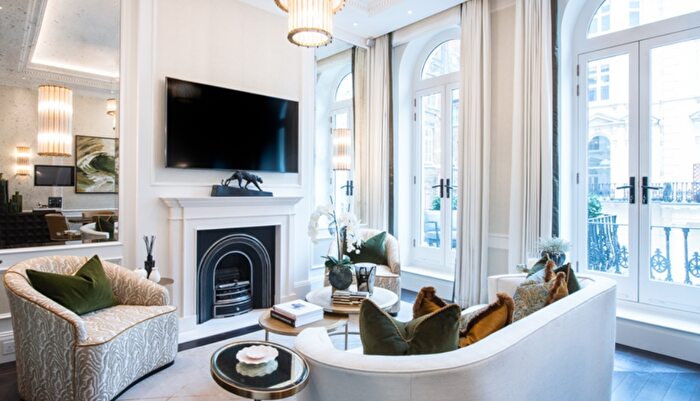 2 Bedroom Flat To Rent In Prince Of Wales Terrace, London, W8