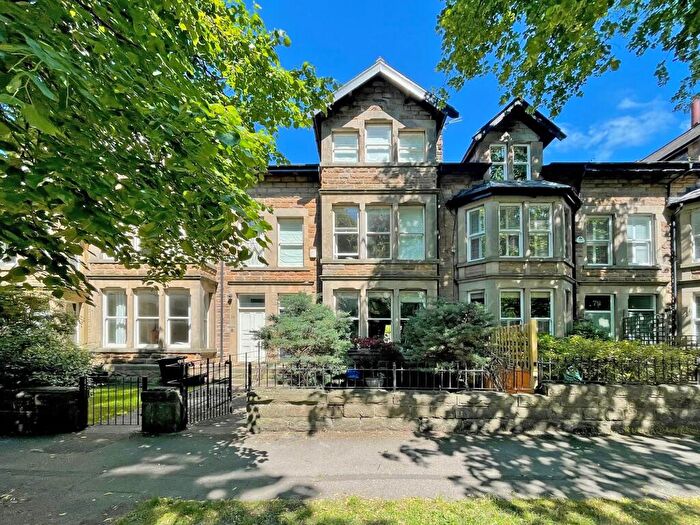 5 Bedroom Town House To Rent In West End Avenue, Harrogate, HG2