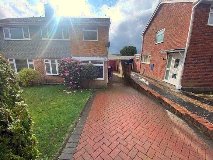 3 Bedroom Semi-Detached House To Rent In Birchlands, Bridgnorth, WV15