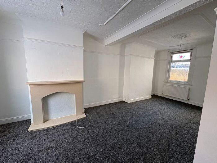 3 Bedroom Terraced House To Rent In Jubilee Street, Middlesbrough, TS3