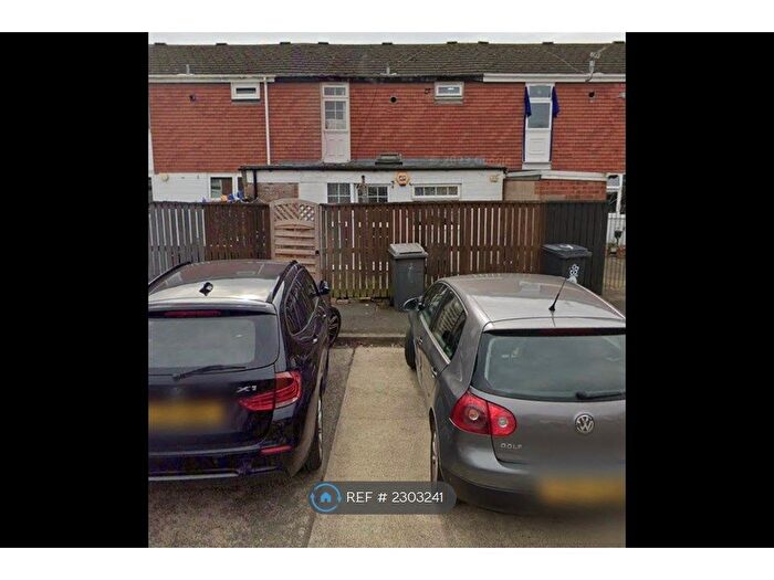 3 Bedroom Terraced House To Rent In Broadford Close, Leicester, LE4