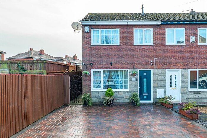3 Bedroom End Terrace House For Sale In Crawford Avenue, Brockholes Brow, Preston, PR1