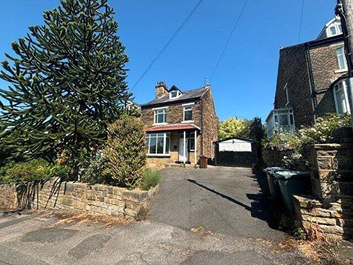 4 Bedroom Semi Detached House To Rent In Tower Road, Shipley, West Yorkshire, BD18