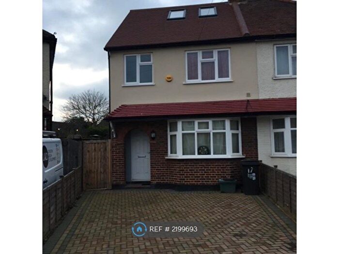 4 Bedroom Semi-Detached House To Rent In Ronelean Road, Surbiton, KT6