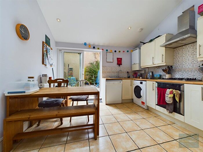 4 Bedroom Terraced House To Rent In Chandos Road, Bristol, BS6