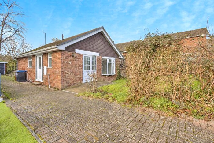 2 Bedroom Detached Bungalow For Sale In Aintree Road, Northampton, NN3