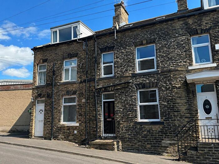 2 Bedroom Terraced House For Sale In Louisa Street, Idle, Bradford, BD10
