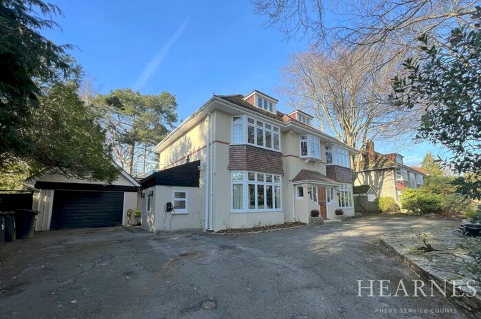 5 Bedroom Detached House For Sale In Nairn Road, Talbot Woods, Bournemouth, BH3