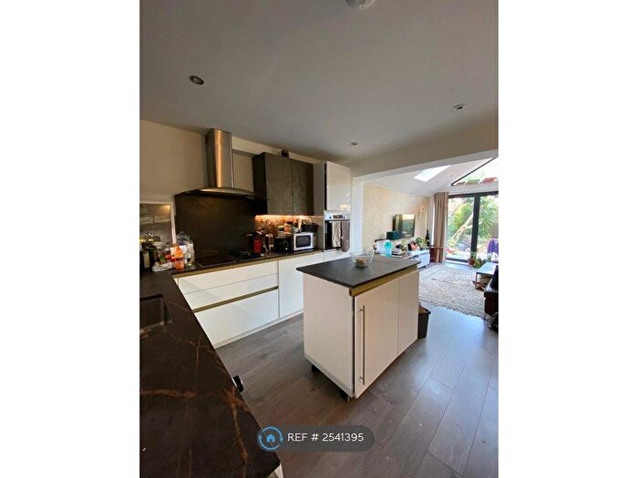 4 Bedroom Terraced House To Rent In Leather Road, London, SE16