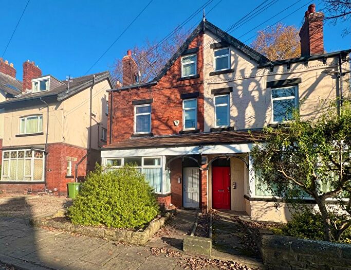 Studio To Rent In Heathfield Terrace, Headingley, Leeds, LS6