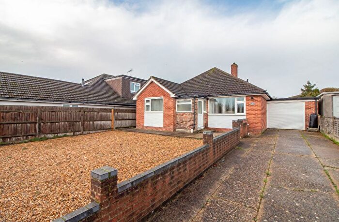 3 Bedroom Detached Bungalow For Sale In Spring Vale, Cowplain, PO8