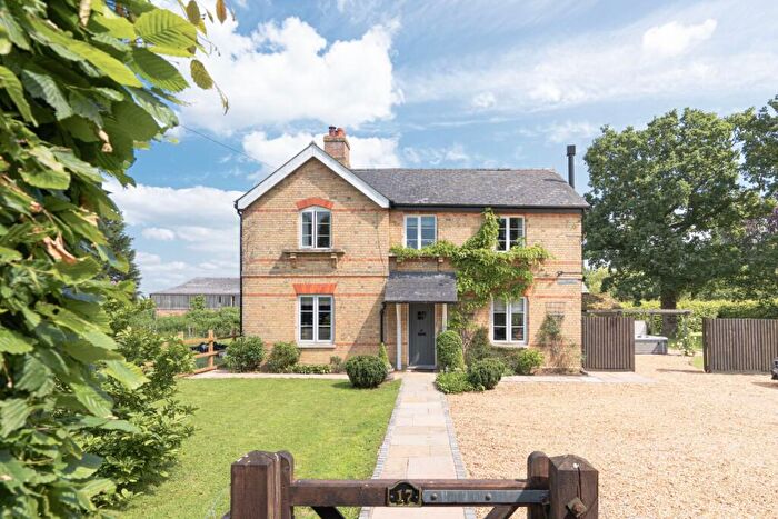 4 Bedroom Detached House For Sale In The Drive, Perry, Huntingdon, Cambridgeshire, PE28