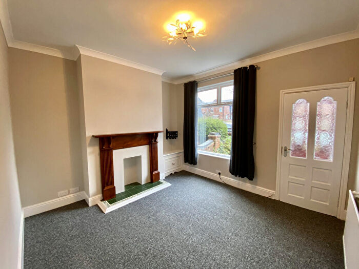 2 Bedroom Terraced House To Rent In Lyme Grove, Romiley, SK6
