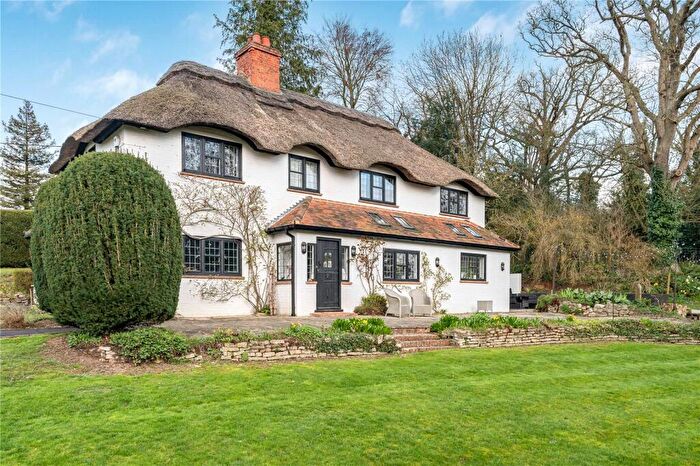 5 Bedroom Detached House For Sale In Alleyns Lane, Cookham Dean, Berkshire, SL6