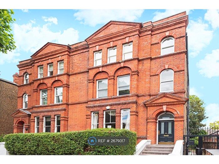 2 Bedroom Flat To Rent In Auriol Road, London, W14