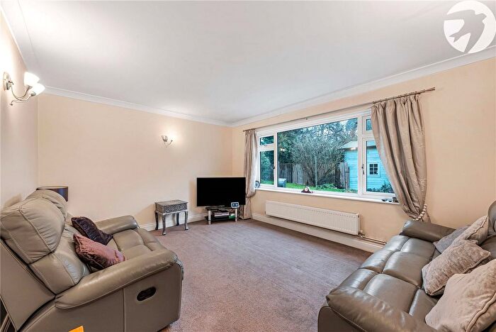 3 Bedroom Bungalow For Sale In The Laurels, Longfield, Kent, DA3
