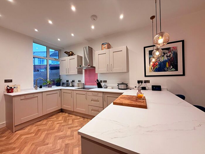 3 Bedroom Terraced House To Rent In Poppleton Road, York, YO26