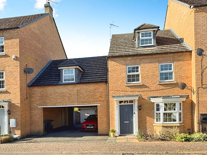 4 Bedroom Semi-Detached House For Sale In Lady Jane Walk, Scraptoft, LE7