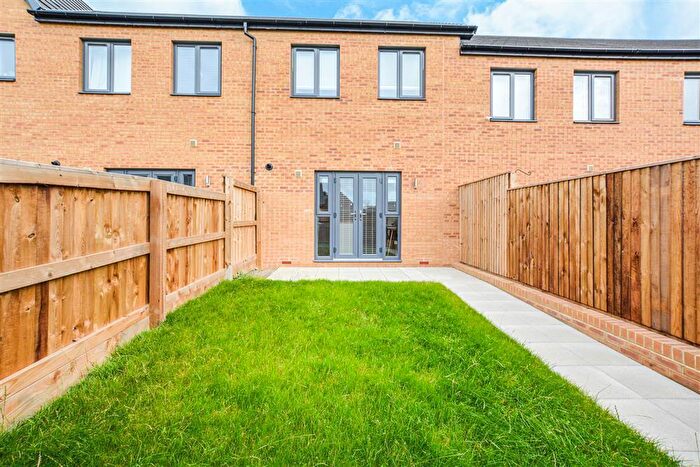 4 Bedroom Town House To Rent In Scholars View, Houghton Le Spring, County Durham, DH5