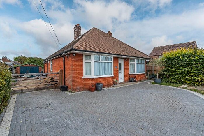 2 Bedroom Detached Bungalow For Sale In Hamble Lane, Bursledon, Hampshire, SO31