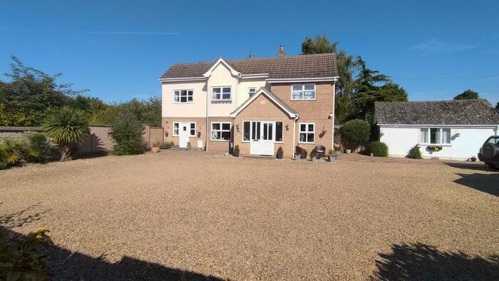 5 Bedroom Detached House For Sale In King Street, West Deeping, Peterborough, PE6