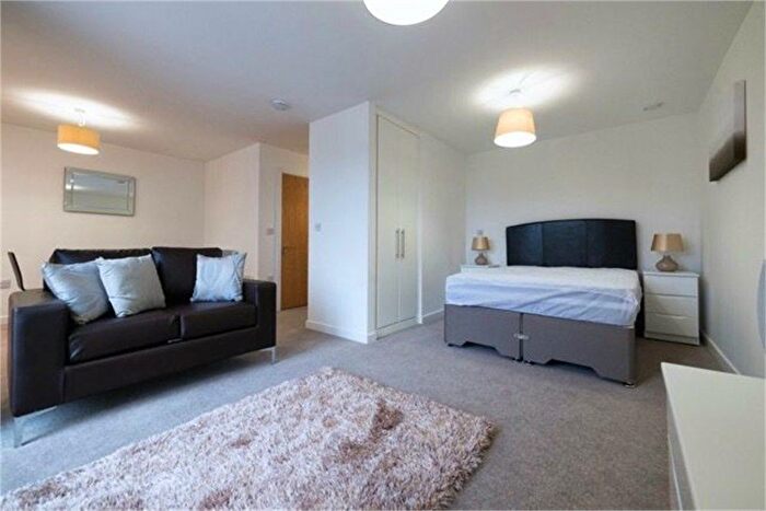 Studio To Rent In Ferry Court, Cardiff, CF11