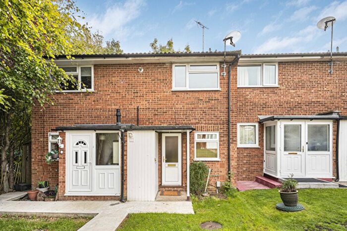 2 Bedroom Terraced House For Sale In Nursery Gardens, Welwyn Garden City, AL7