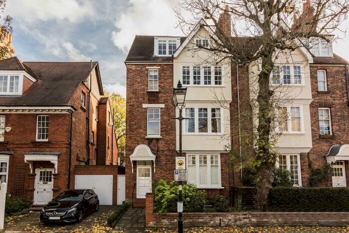 1 Bedroom Flat To Rent In Woodstock Road, London W4