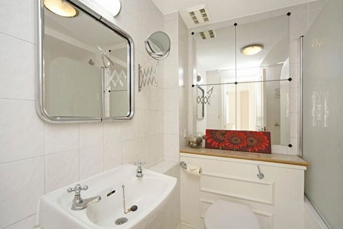 1 Bedroom Flat To Rent In Sloane Avenue, SW3