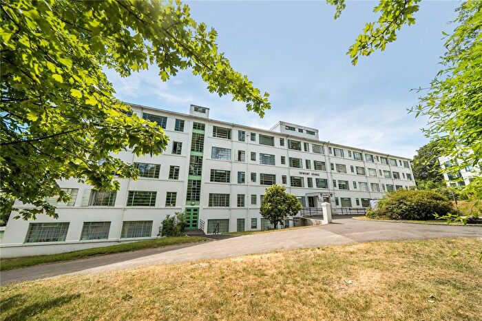 2 Bedroom Flat For Sale In Taymount Rise, Forest Hill, London, SE23