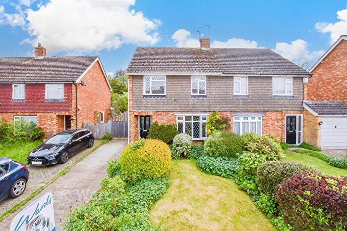 3 Bedroom Semi Detached House For Sale In Waldron Drive, Loose, Maidstone, Kent, ME15