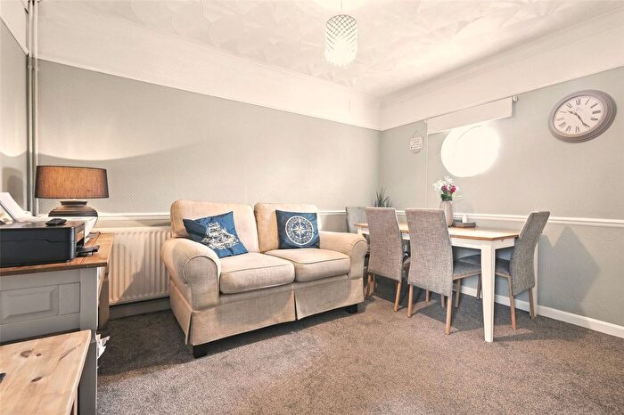 4 Bedroom Detached House For Sale In High Street, Great Wakering, Essex, SS3