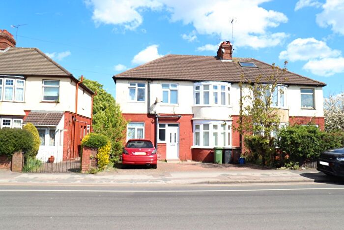 7 Bedroom Semi-Detached House To Rent In Leagrave Road, LU3