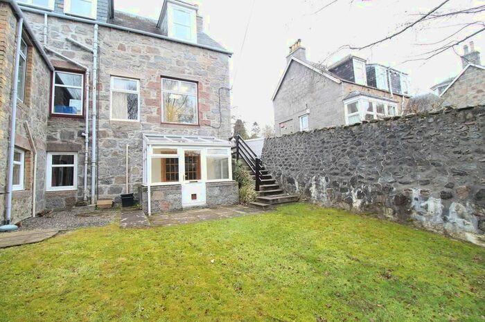 2 Bedroom Flat To Rent In North Deeside Road, Bieldside, AB15