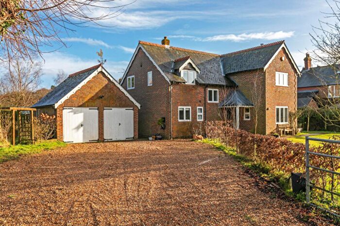 4 Bedroom Detached House To Rent In Cheriton, Alresford, SO24