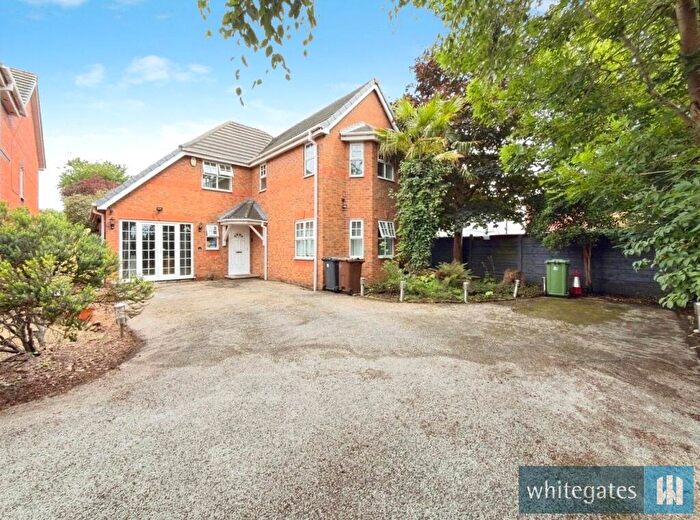 5 Bedroom Detached House For Sale In Heartwood Close, Orrell Park, Merseyside, L9