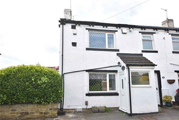 2 Bedroom Semi-Detached House For Sale In Windmill Hill, Pudsey, West Yorkshire, LS28