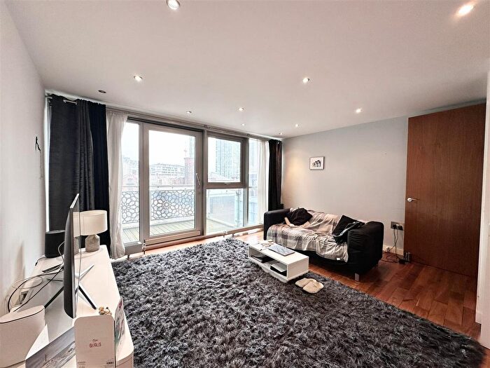2 Bedroom Property For Sale In Clowes Street, Salford, M3