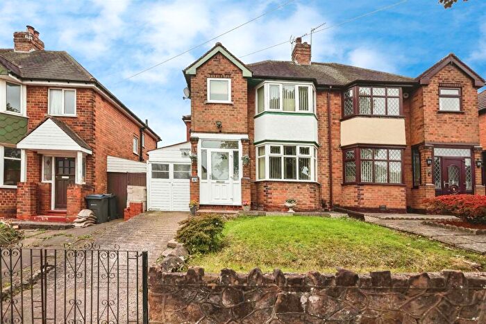 3 Bedroom Semi-Detached House For Sale In Beechmore Road, Birmingham, B26