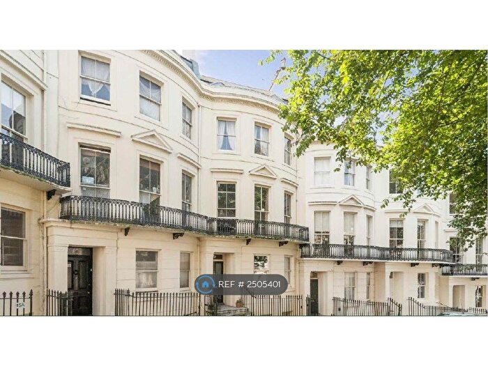 2 Bedroom Flat To Rent In Powis Square, Brighton, BN1