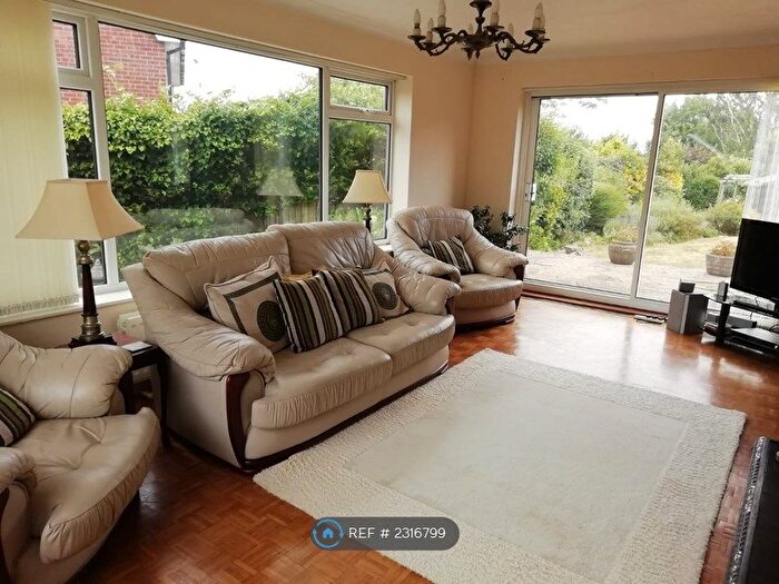 3 Bedroom Detached House To Rent In Copseside, Hartley, Longfield, DA3